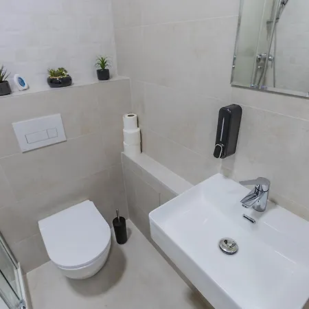 Apartment Andrea - *